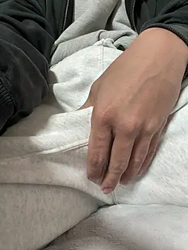 Snapshot of kka32ad chatting on 11/09/25, 12:42 kka32ad online show from 11/09/25, 12:42