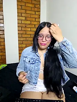 katrina29 online show from 09/16/25, 12:00