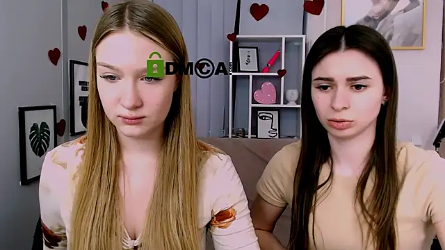 Snapshot of flora_ri chatting on 03/17/25, 02:01 flora ri online show from 03/17/25, 02:01