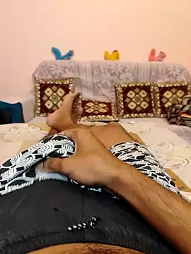 xx54362 online show from 02/03/25, 06:24