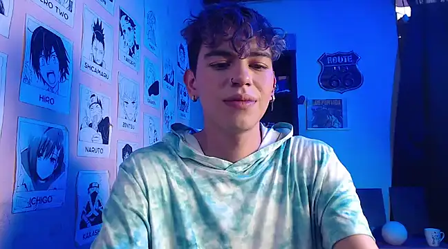 Snapshot of Mickey_Magic chatting on 01/15/25, 09:30 Mickey Magic online show from 01/15/25, 09:30