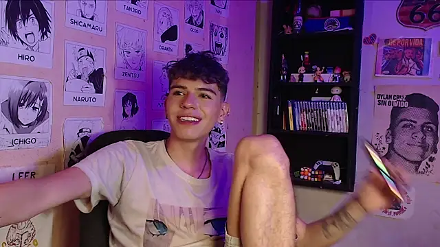 Snapshot of Mickey_Magic chatting on 01/26/25, 08:57 Mickey Magic online show from 01/26/25, 08:57