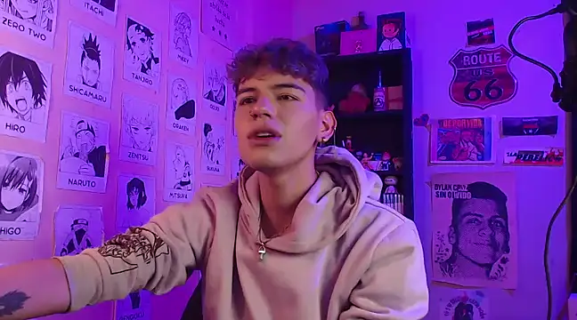 Snapshot of Mickey_Magic chatting on 01/31/25, 09:48 Mickey Magic online show from 01/31/25, 09:48