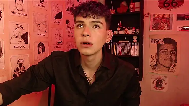 Snapshot of Mickey_Magic chatting on 02/03/25, 04:31 Mickey Magic online show from 02/03/25, 04:31