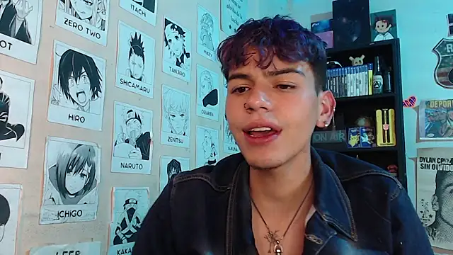 Snapshot of Mickey_Magic chatting on 02/10/25, 05:14 Mickey Magic online show from 02/10/25, 05:14