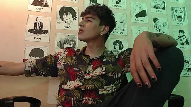 Snapshot of Mickey_Magic chatting on 02/22/25, 05:02 Mickey Magic online show from 02/22/25, 05:02