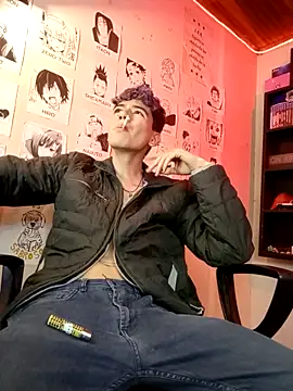 Snapshot of Mickey_Magic chatting on 02/23/25, 06:45 Mickey Magic online show from 02/23/25, 06:45