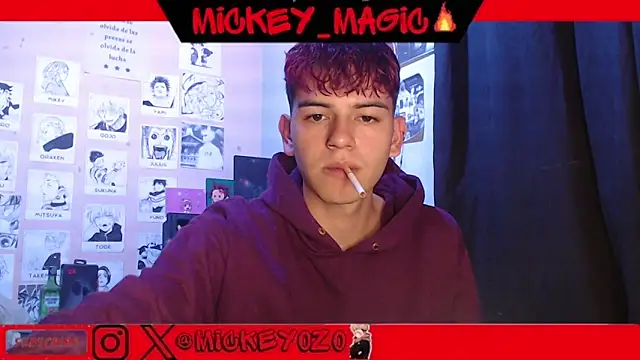 Snapshot of Mickey_Magic chatting on 03/10/25, 05:07 Mickey Magic online show from 03/10/25, 05:07