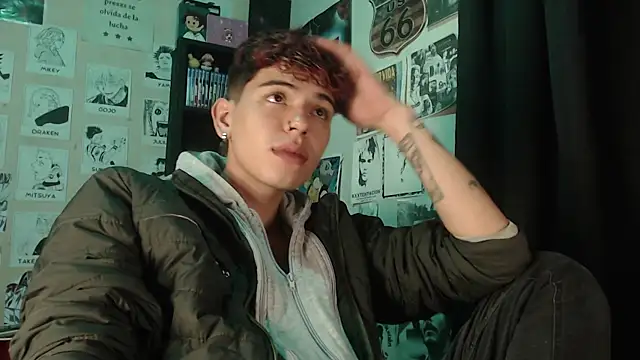 Snapshot of Mickey_Magic chatting on 03/19/25, 07:51 Mickey Magic online show from 03/19/25, 07:51