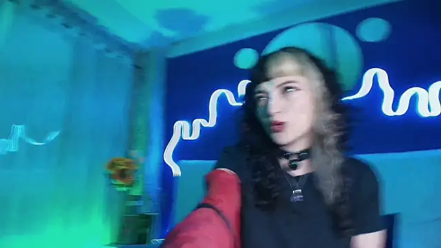 JeanneSabatier online show from 04/28/26, 07:41