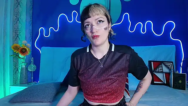 JeanneSabatier online show from 05/08/26, 07:41