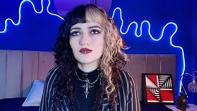 JeanneSabatier online show from 05/30/26, 07:44