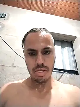 Snapshot of marquesgostoso40 chatting on 12/18/25, 04:35 marquesgostoso40 online show from 12/18/25, 04:35