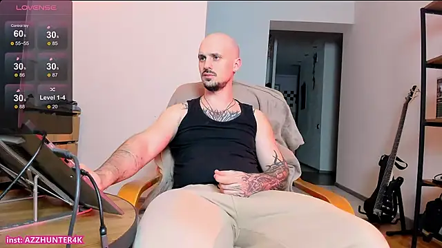 AssHunter4k online show from 02/17/26, 06:36