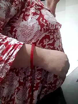 Snapshot of Hot_Juicy_Candy chatting on 12/18/25, 08:53 Hot Juicy Candy online show from 12/18/25, 08:53