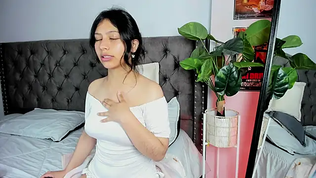 Savannah Cameron online show from 02/26/25, 06:32