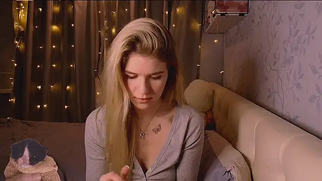 Melissa smith  online show from 11/17/25, 10:59