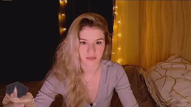 Melissa smith  online show from 12/05/25, 03:41