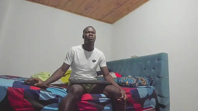 Snapshot of nene-5 chatting on 10/30/25, 04:03 nene-5 online show from 10/30/25, 04:03