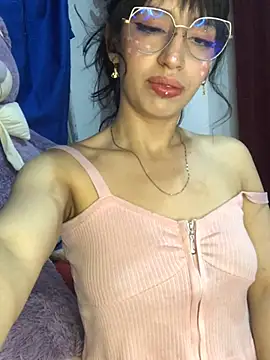 Snapshot of MiaFlamesxxx chatting on 01/25/25, 11:54 MiaFlamesxxx online show from 01/25/25, 11:54