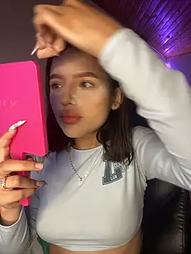 Sofia18 pinkk online show from 03/24/26, 10:37