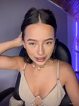 Sofia18 pinkk online show from 03/26/26, 09:09