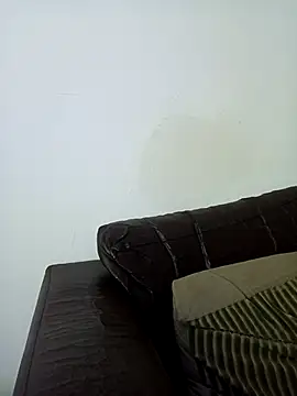 Snapshot of Paolo7619 chatting on 10/11/25, 11:42 Paolo7619 online show from 10/11/25, 11:42