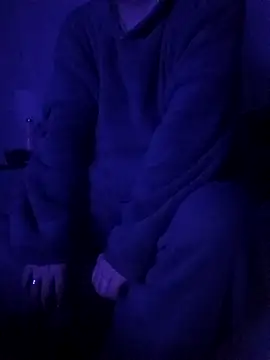 Snapshot of Paolo7619 chatting on 10/21/25, 02:12 Paolo7619 online show from 10/21/25, 02:12