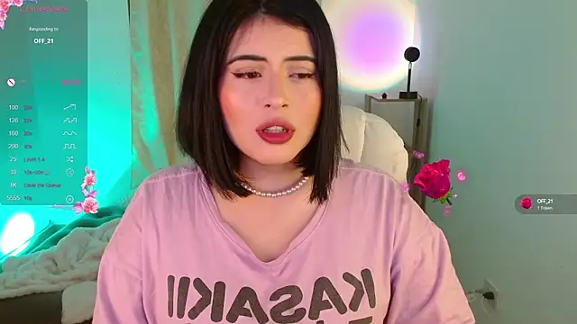 Snapshot of isabella1616 chatting on 01/31/25, 06:13 isabella1616 online show from 01/31/25, 06:13