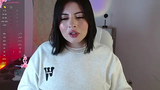 Snapshot of isabella1616 chatting on 02/08/25, 04:03 isabella1616 online show from 02/08/25, 04:03