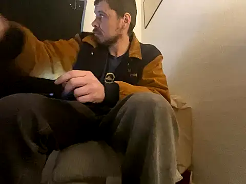 Snapshot of almighty_d chatting on 11/21/25, 06:23 almighty d online show from 11/21/25, 06:23