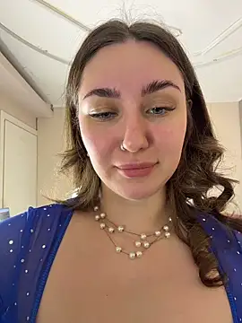 KiraBarlows online show from 02/04/26, 08:14