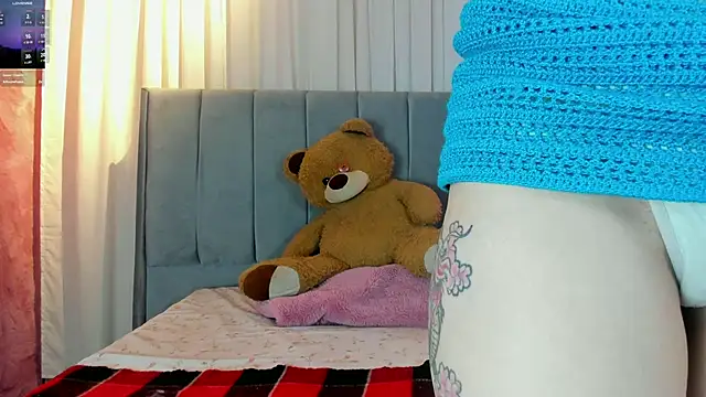 camilapersy online show from 02/11/25, 12:37