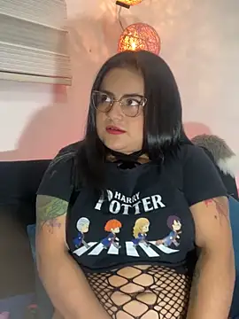 VanneCute1 online show from 02/18/25, 12:15