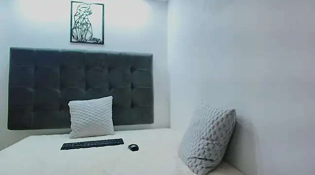 wolfandsky online show from 02/13/25, 11:39