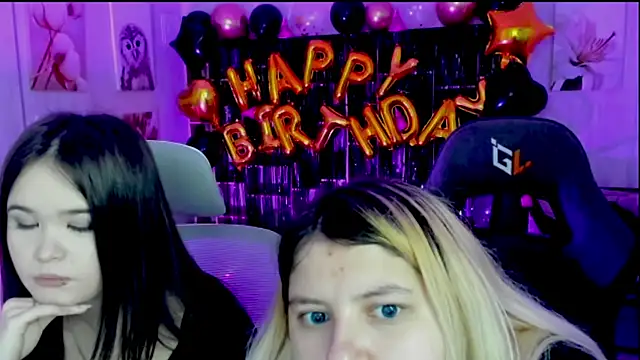 DiaAngell online show from 10/19/25, 08:20