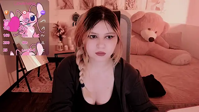 DiaAngell online show from 05/19/26, 07:31