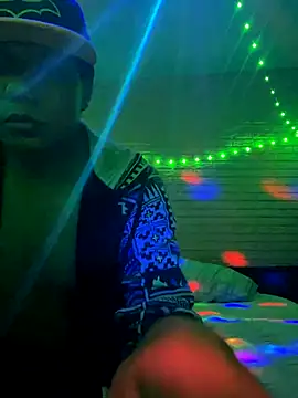 Snapshot of Blade_Ryder666 chatting on 10/04/25, 04:21 Blade Ryder666 online show from 10/04/25, 04:21