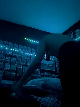 Snapshot of Blade_Ryder666 chatting on 10/17/25, 04:48 Blade Ryder666 online show from 10/17/25, 04:48