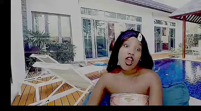 EroticSexyPrada online show from 01/31/25, 09:59