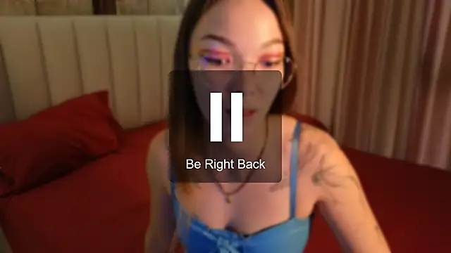 Snapshot of SusannJohnson chatting on 05/18/26, 04:07 SusannJohnson online show from 05/18/26, 04:07