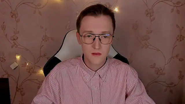 BlondiePrins online show from 01/17/25, 01:24