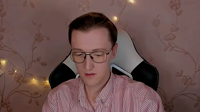 BlondiePrins online show from 01/17/25, 04:26