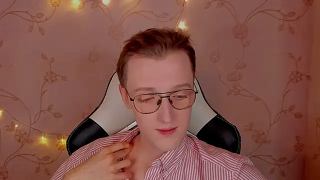 BlondiePrins online show from 01/18/25, 05:59