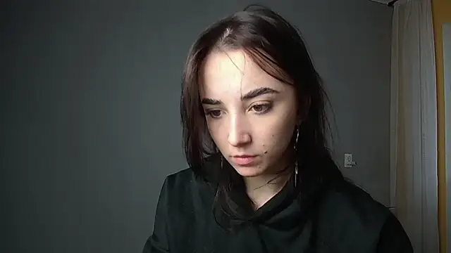 Snapshot of Eva_Gloryy chatting on 01/28/25, 01:05 Eva Gloryy online show from 01/28/25, 01:05