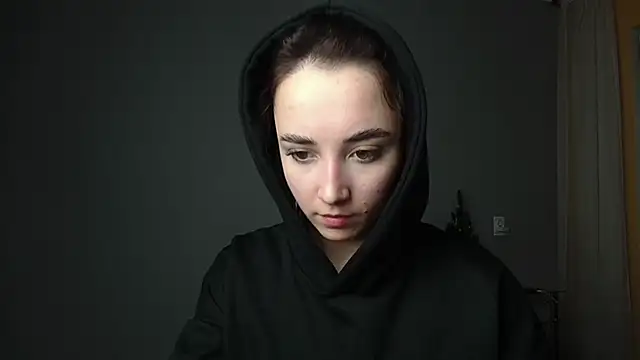 Snapshot of Eva_Gloryy chatting on 02/04/25, 09:31 Eva Gloryy online show from 02/04/25, 09:31