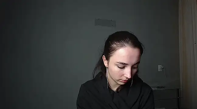 Snapshot of Eva_Gloryy chatting on 02/21/25, 07:10 Eva Gloryy online show from 02/21/25, 07:10