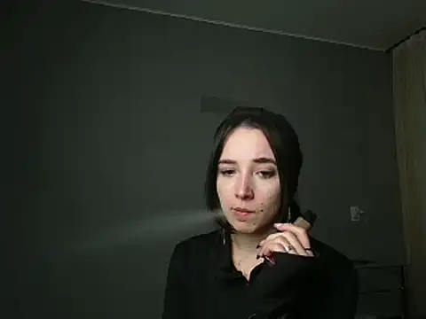 Snapshot of Eva_Gloryy chatting on 02/25/25, 08:19 Eva Gloryy online show from 02/25/25, 08:19