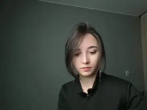 Snapshot of Eva_Gloryy chatting on 02/26/25, 08:54 Eva Gloryy online show from 02/26/25, 08:54