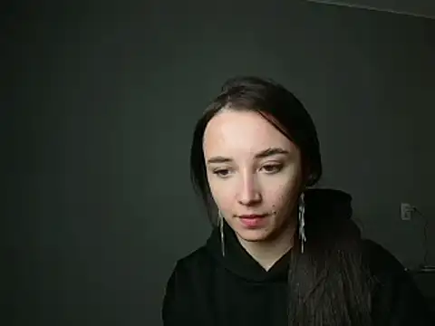 Snapshot of Eva_Gloryy chatting on 02/27/25, 07:04 Eva Gloryy online show from 02/27/25, 07:04